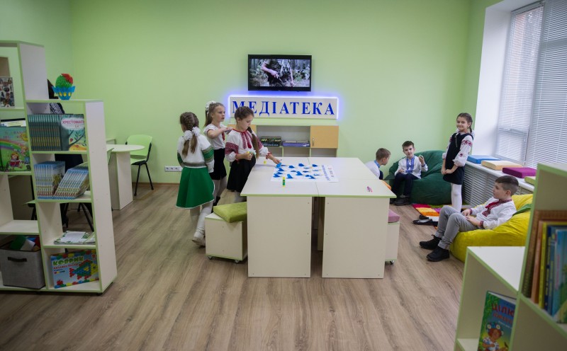 На Чернігівщині Марина Порошенко відкрила перші Медіатеки в інклюзивних школах регіону та реконструйований Центр для дітей з інвалідністю