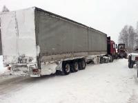 На Виннитчине из-за мощного снега введены ограничения для грузовиков