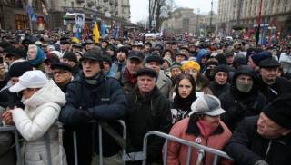 Разведка США предостерегает, что недовольство украинцев властью может привести к преждевременным выборам
