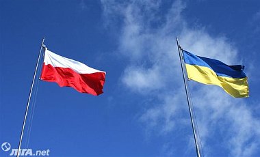 Украинские трудовые мигранты не желают оставаться в Польше - опрос