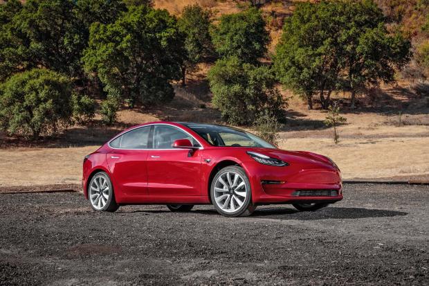 Tesla опубликовала отчет о выпуске автомобилей в первом квартале 2018 года