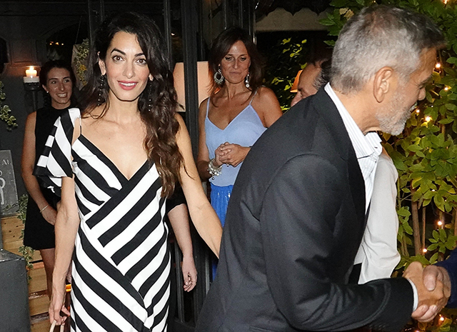 Образцовая пара: Амаль и Джордж Клуни на ужине с приятелями в Италии
