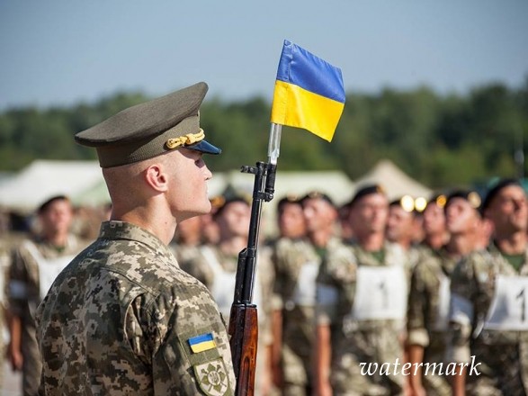 Завтра Рада осмотрит смену воинского приветствия на "Слава Украине"